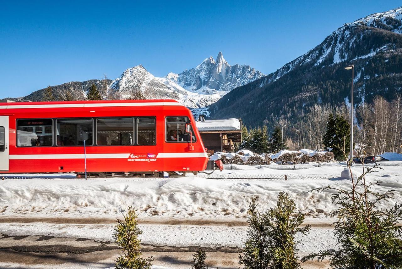 Eden Hotel, Apartments And Chalet Chamonix Les Praz Екстериор снимка