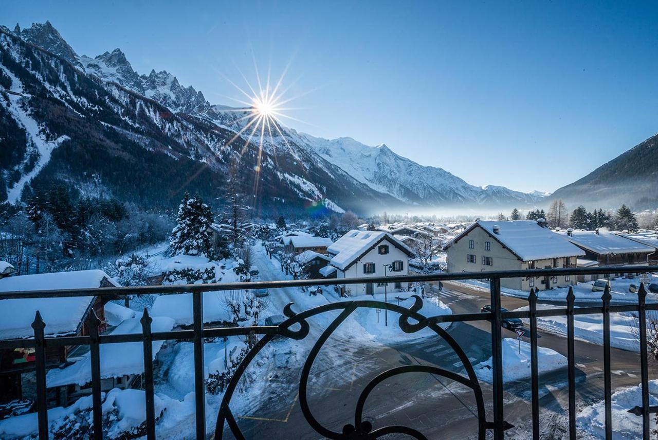 Eden Hotel, Apartments And Chalet Chamonix Les Praz Екстериор снимка