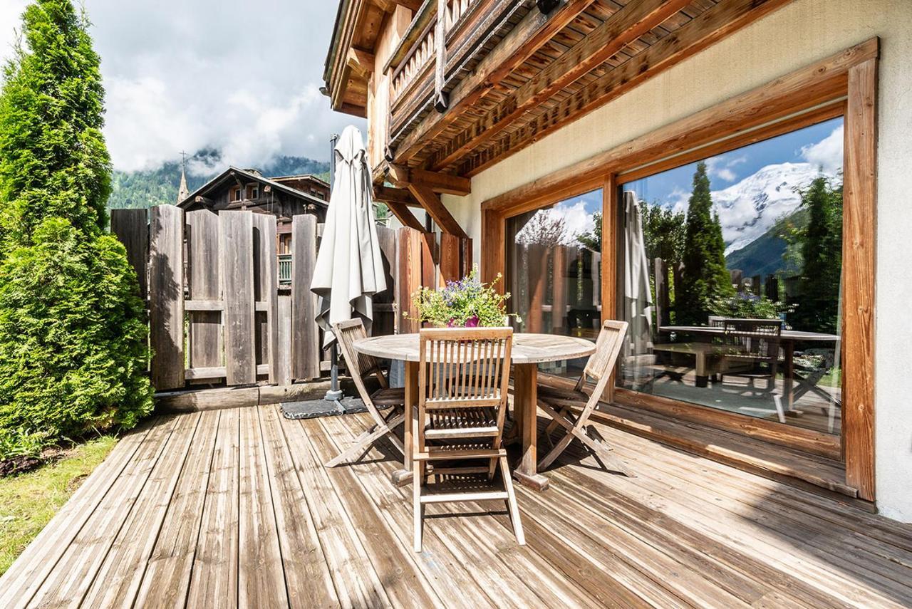 Eden Hotel, Apartments And Chalet Chamonix Les Praz Екстериор снимка