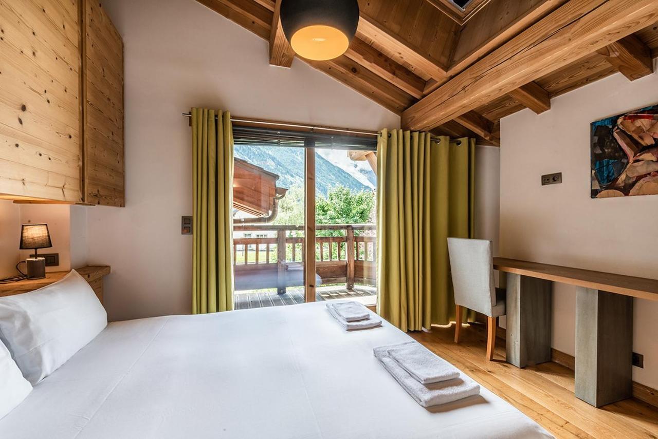 Eden Hotel, Apartments And Chalet Chamonix Les Praz Екстериор снимка