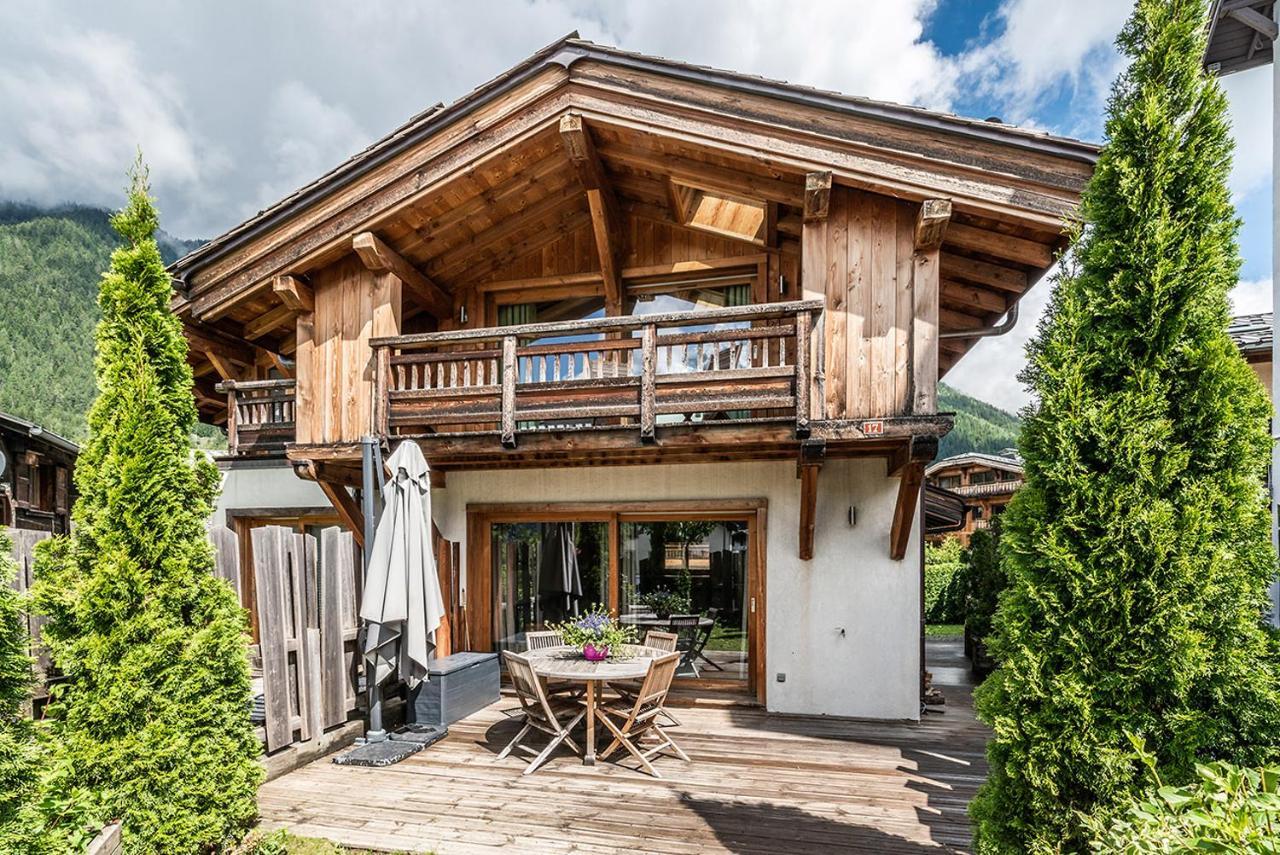 Eden Hotel, Apartments And Chalet Chamonix Les Praz Екстериор снимка